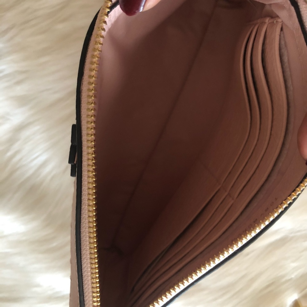 🎀Tory Burch Crossbody-clutch-Wallet 🎀 - Picture 4 of 7